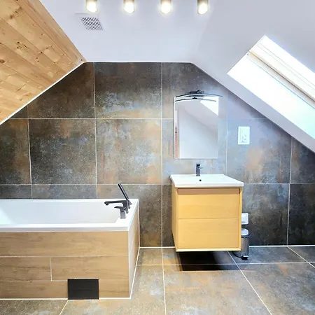 Przystan - Chlopy, Blisko Plazy *